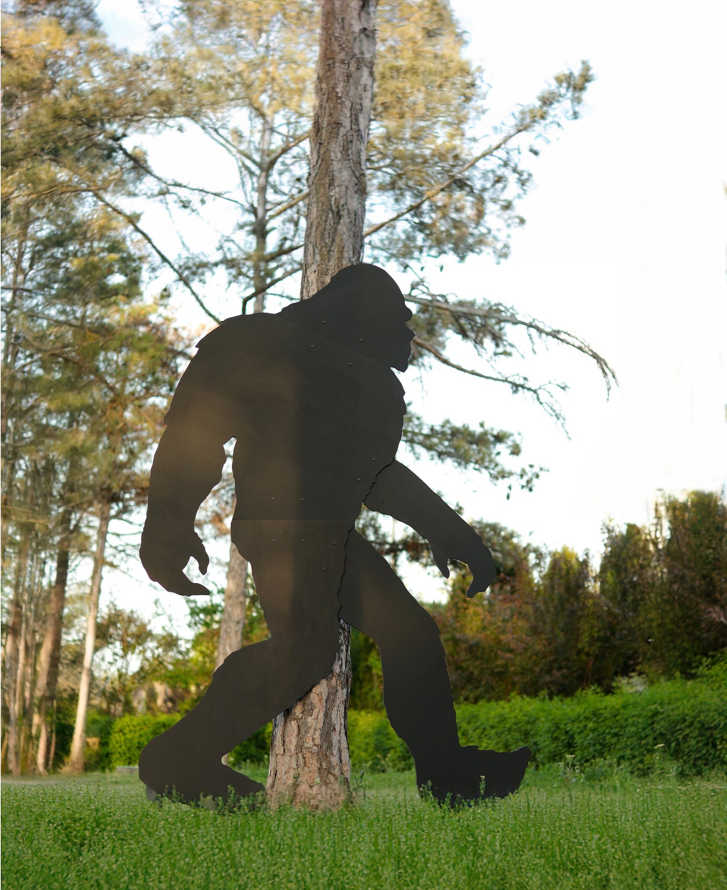 Halloween Garden Decoration, Giant Spooky 7 Ft Bigfoot Yard Display, Sasquatch Yard Art, Unique Outdoor Decors, Perfect Gift Yard Decors