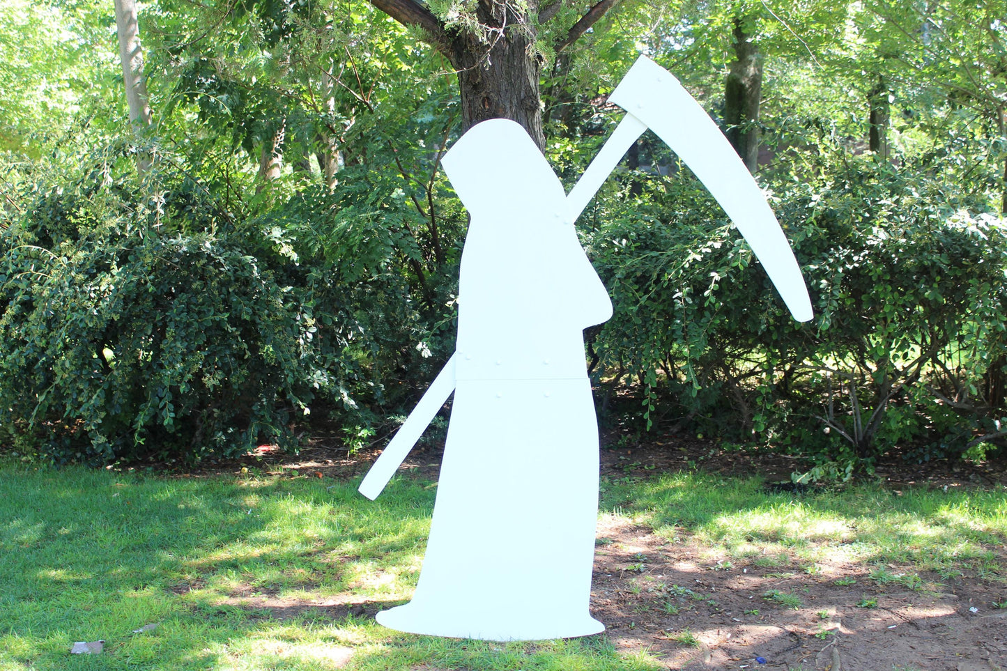 Halloween Grim Reaper, Giant Human Size 5.7 Ft Yard Display, PVC Garden Decoration, Death Angel Yard Art, Year-Round All-Weather Yard Decor