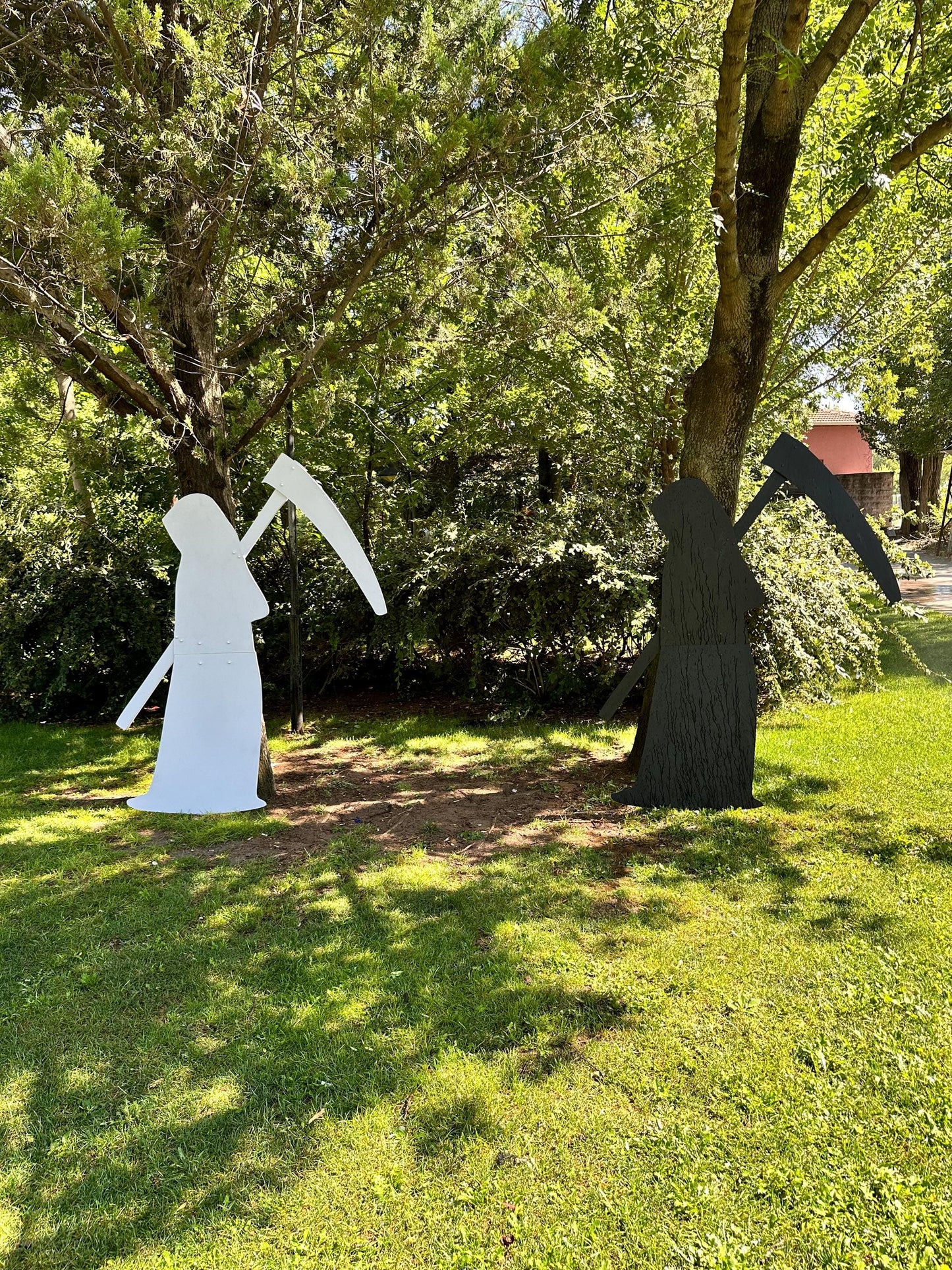 Halloween Grim Reaper, Giant Human Size 5.7 Ft Yard Display, PVC Garden Decoration, Death Angel Yard Art, Year-Round All-Weather Yard Decor