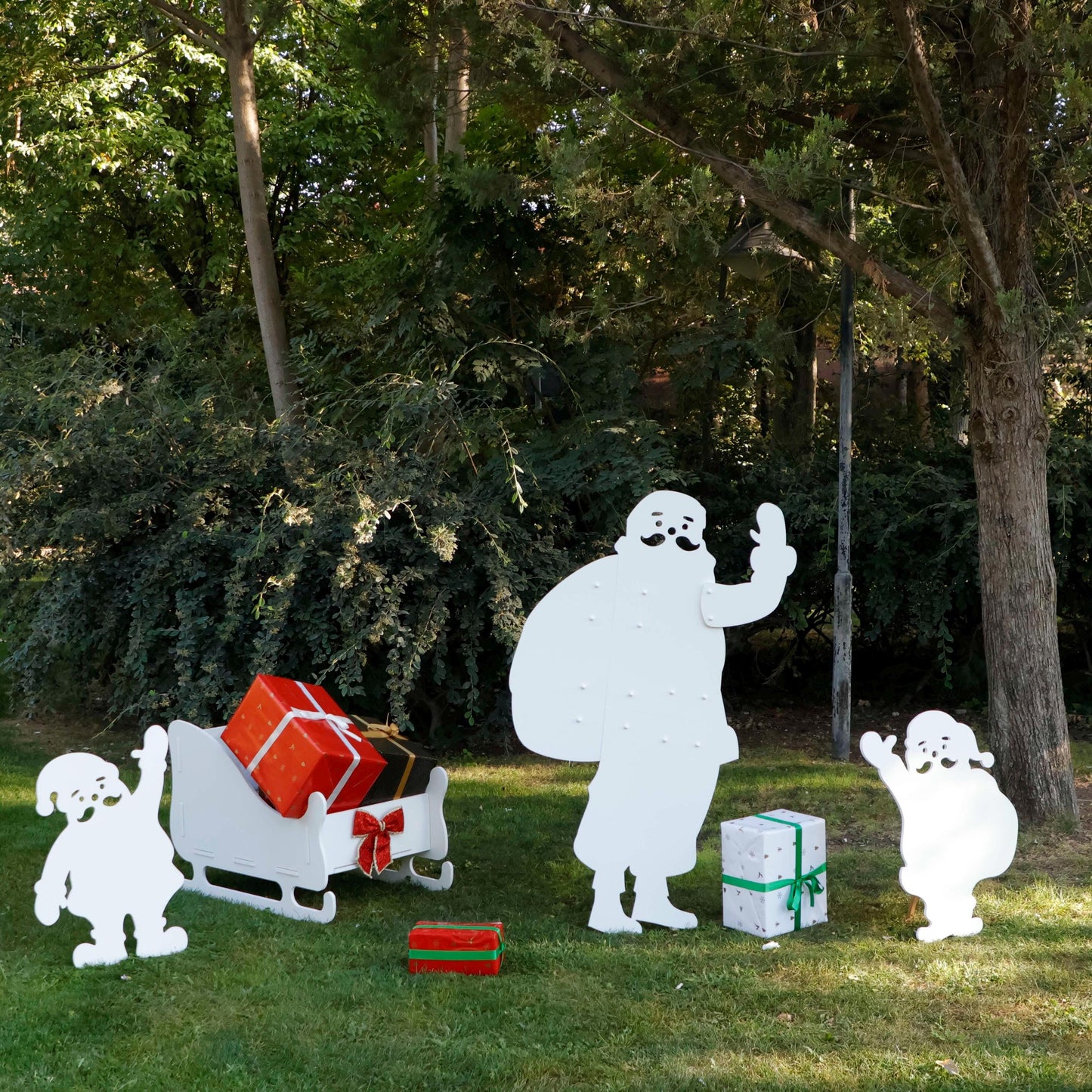 Waving Santa Elf, All-Weather Christmas Elf Yard Display, PVC Garden Decoration, Christmas Yard Art