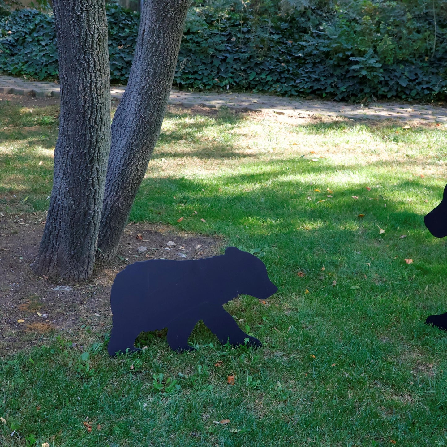 Christmas Gift American Black Bear Yard Display, All-Weather Garden Decoration, Bear Family Yard Decor, Weather Proof Yard Art, Sculptures