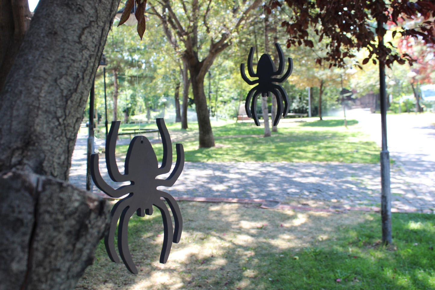 6 PCS Black Spider Halloween Decor, PVC Outdoor Hanging Set, Creepy Tree Decorations, Spooky Yard Art, Tarantula Lawn Display