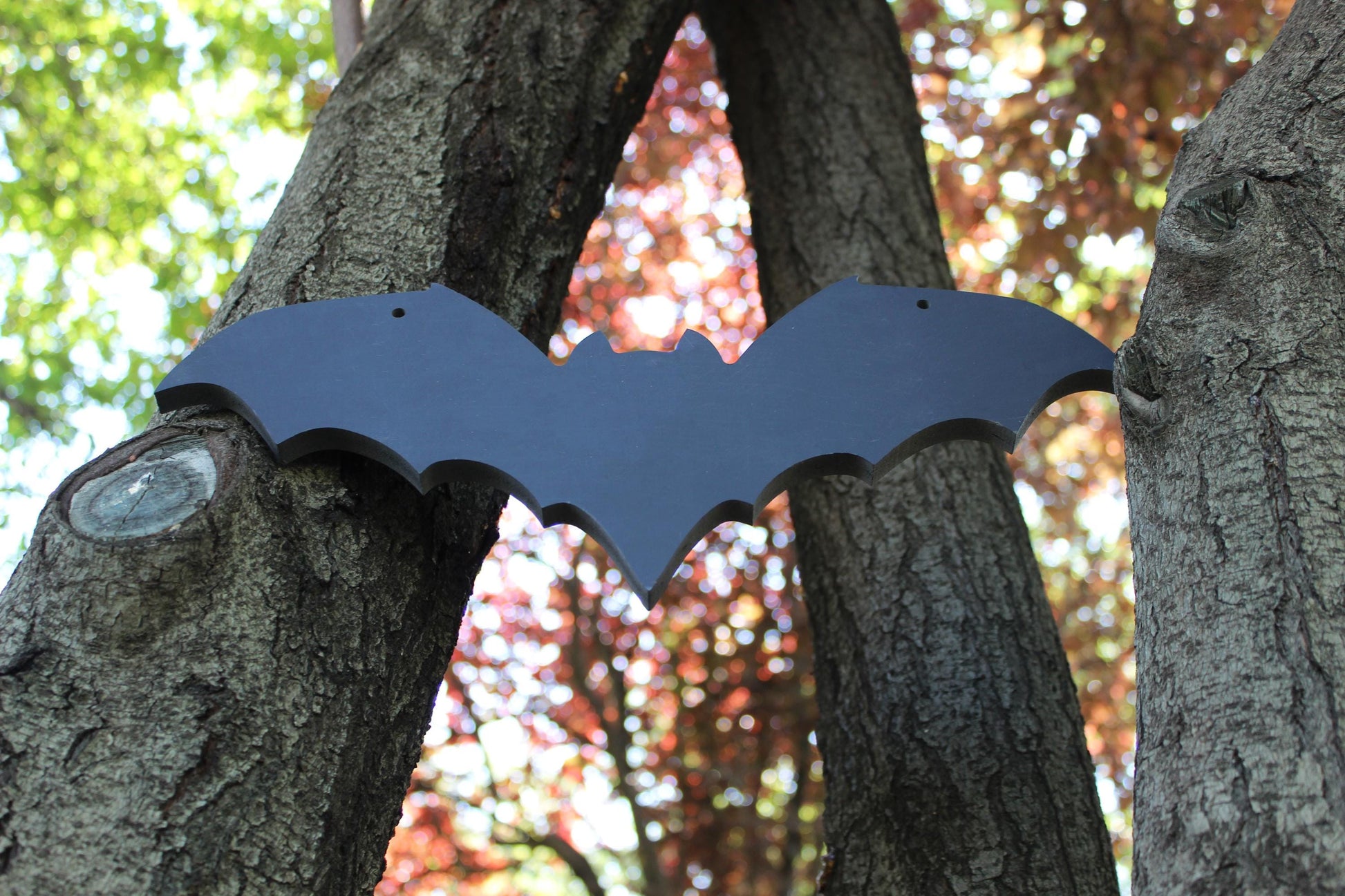 Set of 6 Hanging Halloween Bats, 15” PVC Yard Decor, White or Black Bat Decorations, Scary Tree Hanging Props, Outdoor Haunted Decor