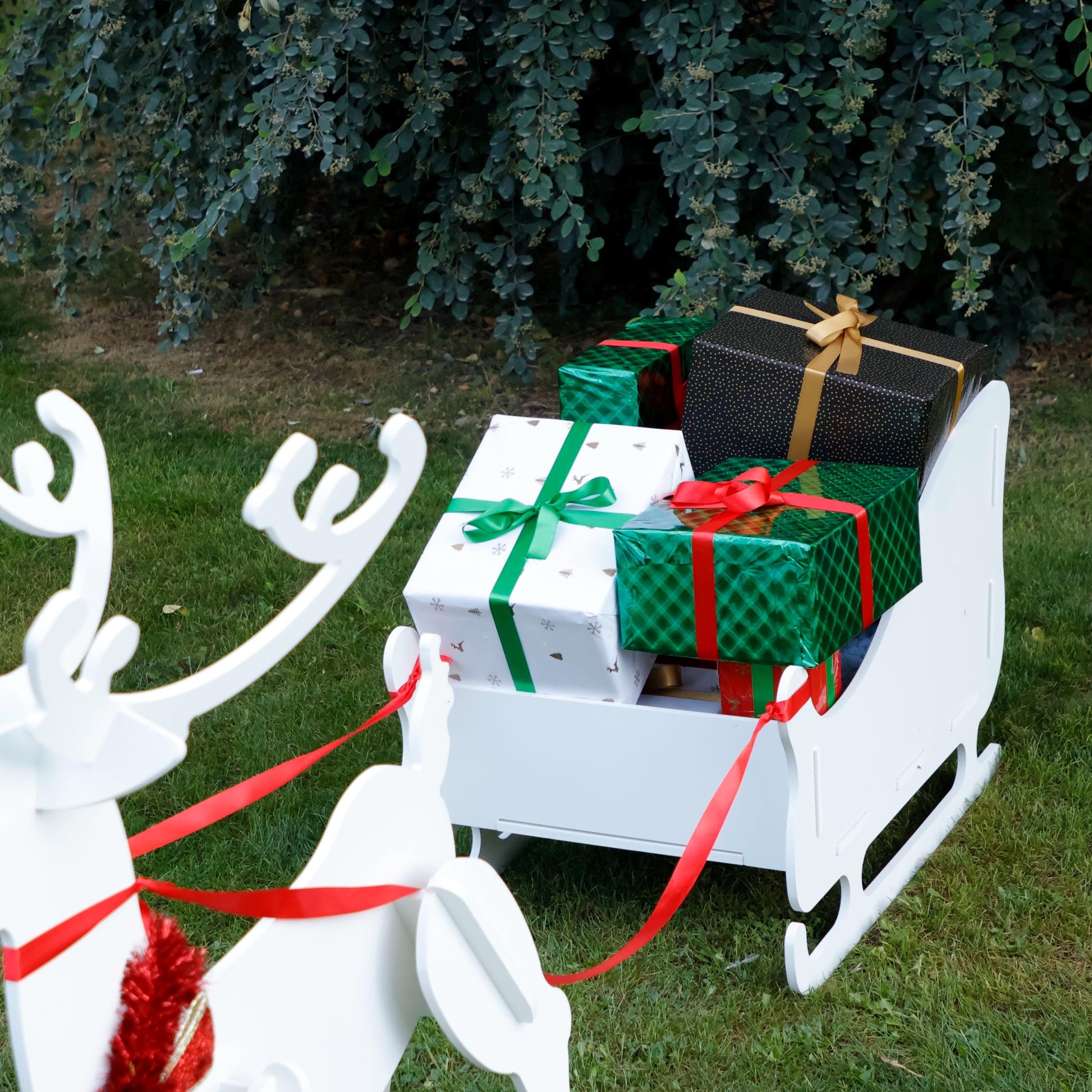 Christmas Reindeer and Sleigh Yard Display Set, Large PVC Outdoor Decoration, All-Weather Garden Art, Holiday Lawn Decor, Winter Yard Scene