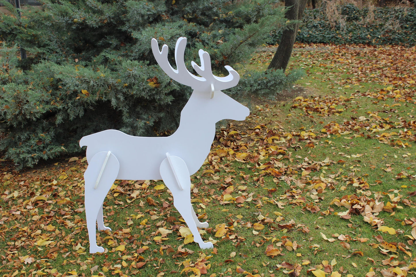 Elegant Christmas Reindeer Yard Display, PVC Outdoor Lawn Statue, All-Weather Garden Deer Art, Holiday Yard Decoration, Winter Decor