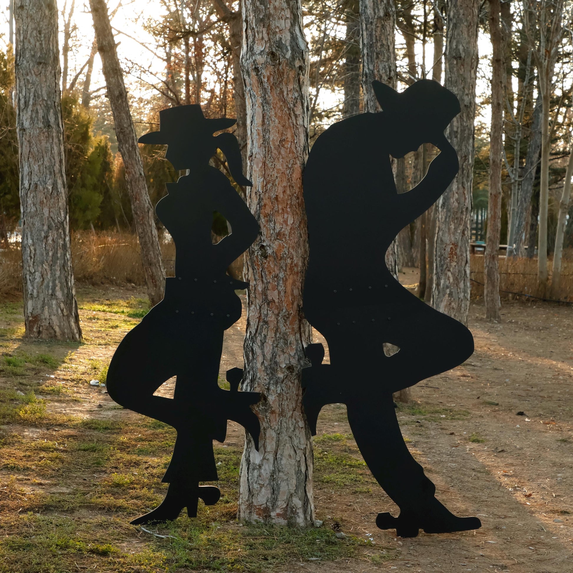 Giant Cowboy & Cowgirl Yard Display, 5 Ft All-Weather Western PVC Outdoor Decor, Ranch Silhouettes for Garden or Fence, Country Yard Art
