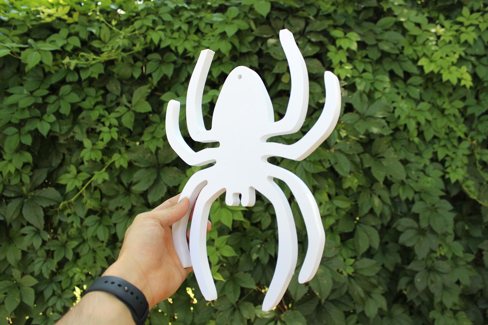 6 PCS Hanging Spider Halloween Decor, PVC Outdoor Yard Display, Creepy Tree Decorations, Tarantula Lawn Art, All-Weather Garden Decor