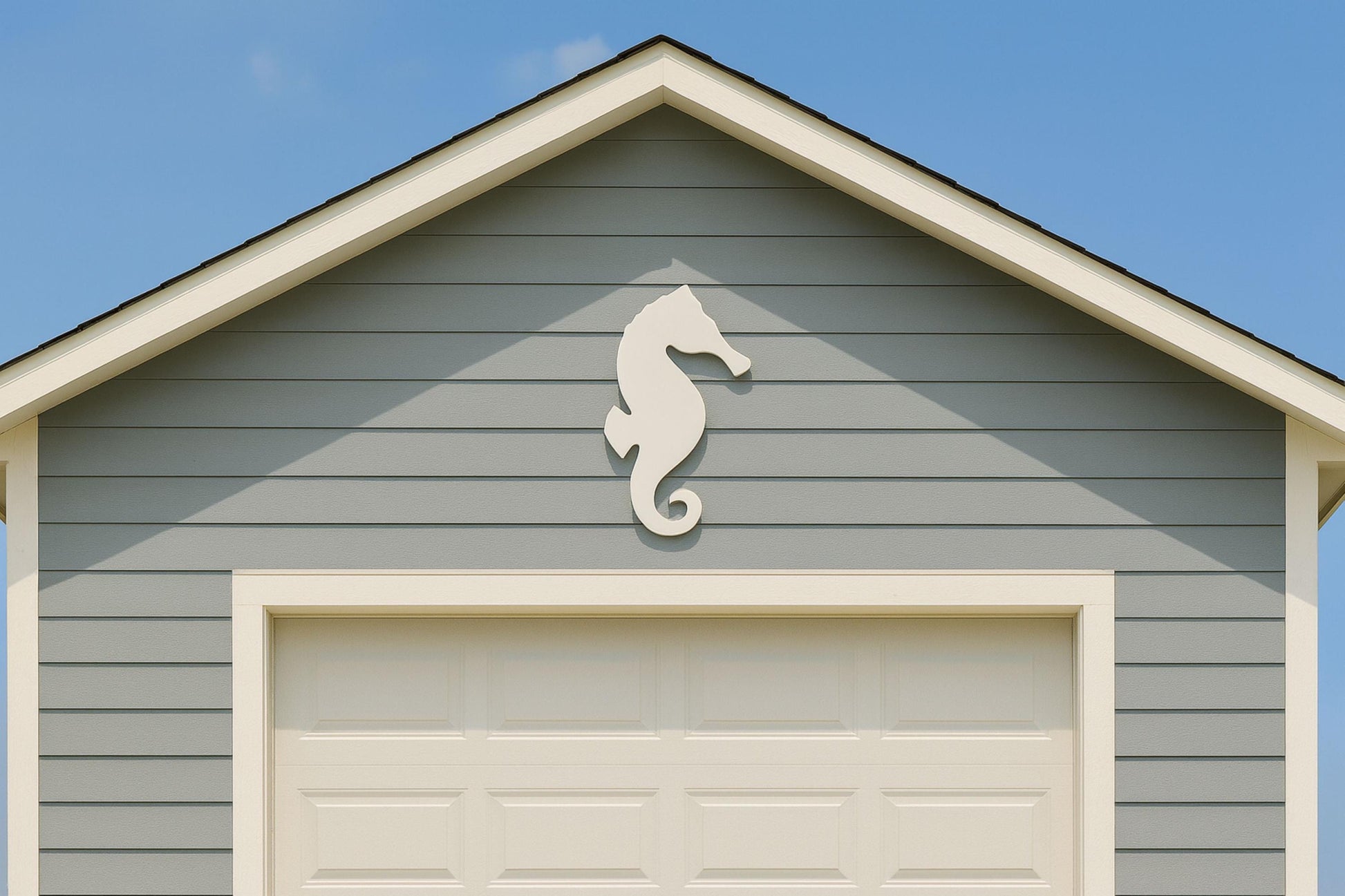 Seahorse Wall Art – Outdoor White PVC Sign for Porch, Gable, or Garage, Coastal Nautical Decor for Beach House Exterior or Pa