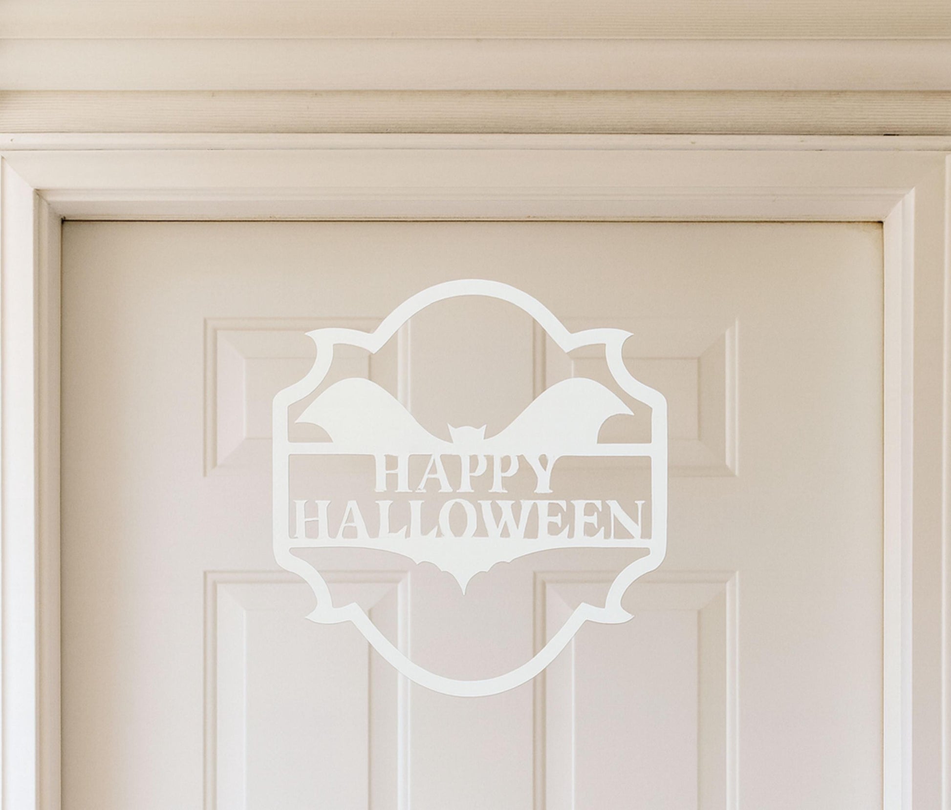 Halloween Door Sign, Bat-Shaped Happy Halloween Wall Decor for Front Porch, Garage, or Entryway, White PVC Outdoor Decoration