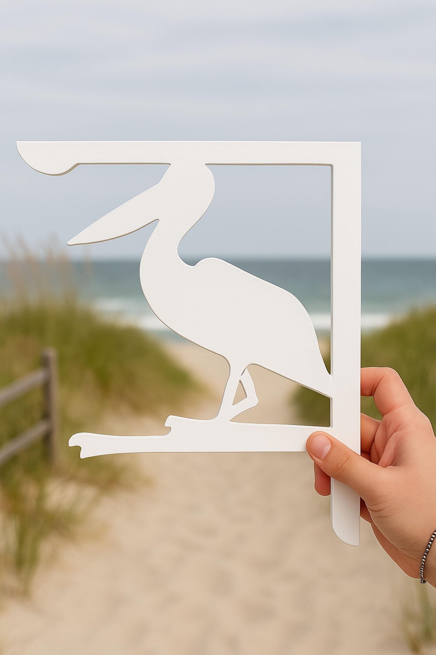 Pelican Mailbox Bracket, Coastal Mailbox Sign for Beach House, Nautical Bird Mailbox Accent, Outdoor Ocean Yard & Garden Deco