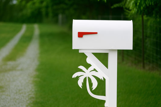 Palm Tree Mailbox Bracket, PVC Outdoor Mailbox Post Decor, Coastal Mailbox Mount, All-Weather Tropical Yard Art